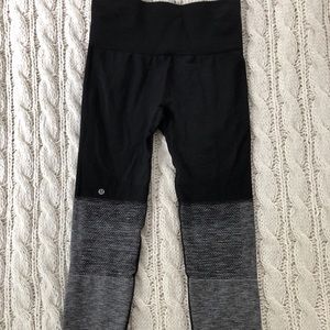 Lululemon leggings - super cute